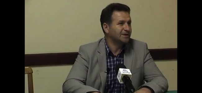 Video: Dr Nebojša Arsić, prvi na listi SNS-SPS-PUPS-JS proglašava pobedu na izborima u Medveđi