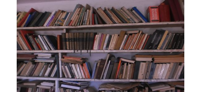 LEBANE: KNJIGE NA DAR BIBLIOTECI "BRANKO RADIČEVIĆ"