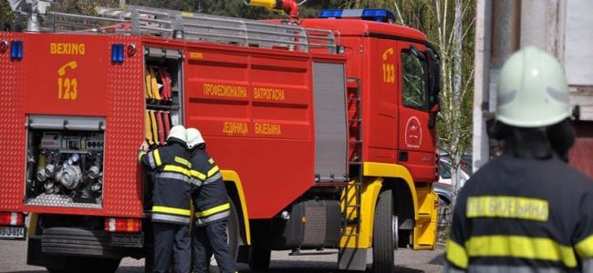 NIŠ – Vatrogasci spasili osam osoba