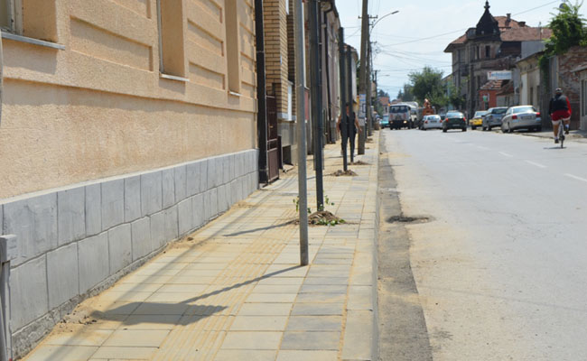 Sanacija trotoara u Svetoilijskoj ulici u Leskovcu