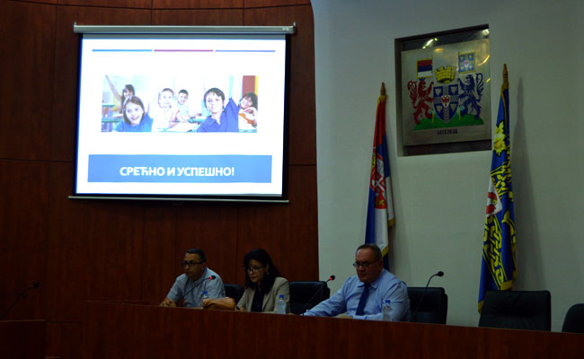 Cvetanović održao sastanak sa direktorima škola