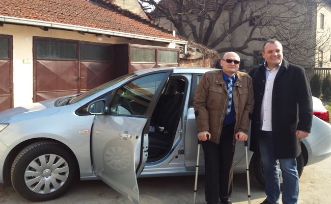 Centar za socijalni rad u Leskovcu dobio novo vozilo