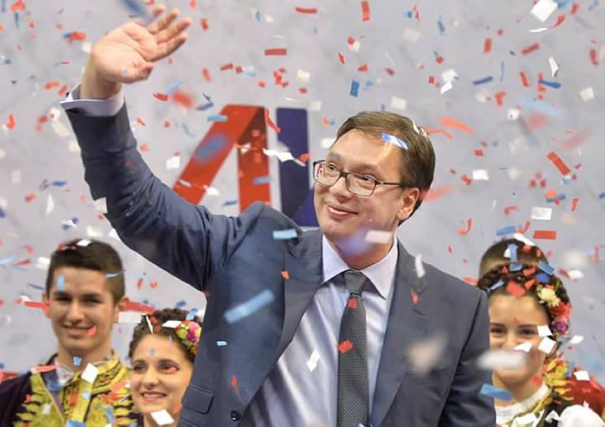 Srpska napredna stranka danas obeležava devet godina od osnivanja