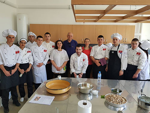 U Bugarskom gradu Mezdre održani gastronomski treninzi za studente i učenike iz Srbije i Bugarske