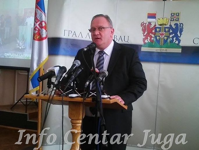 Gradonačelnik Leskovca čestitao Prvi maj