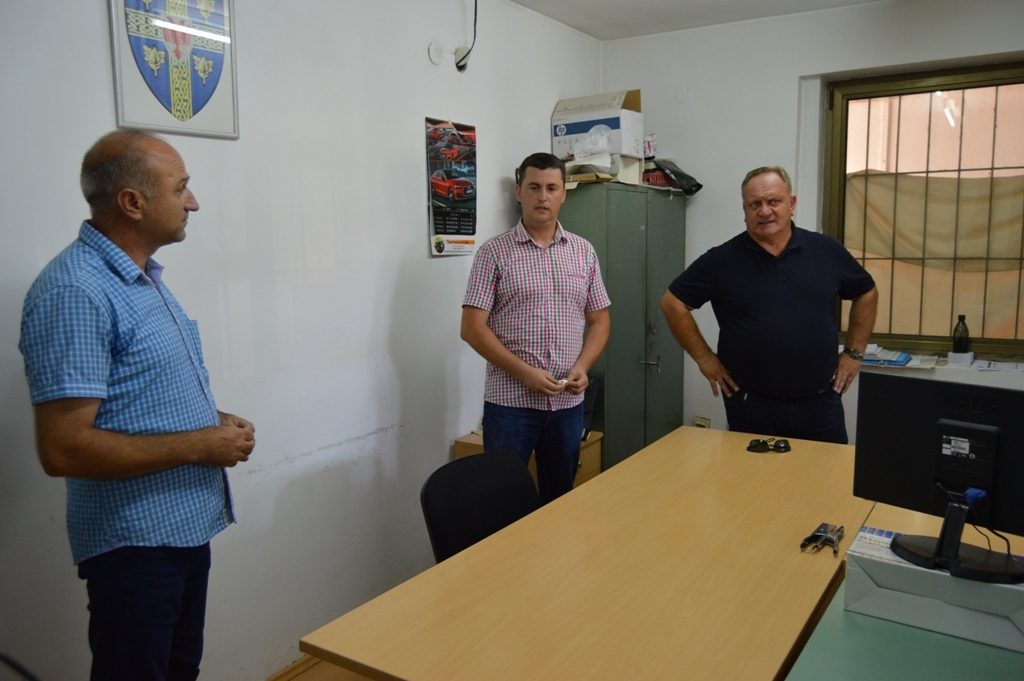 Cvetanović obišao adaptirane i novoizgrađene prostorije mesnih zajednica u Turekovcu, Belanovcu i Karađorđevcu