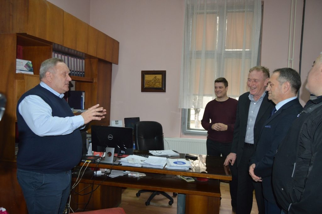 Cvetanović i Đurović danas obišli zaposlene u Gradskoj upravi i Jablaničkom upravnom okrugu