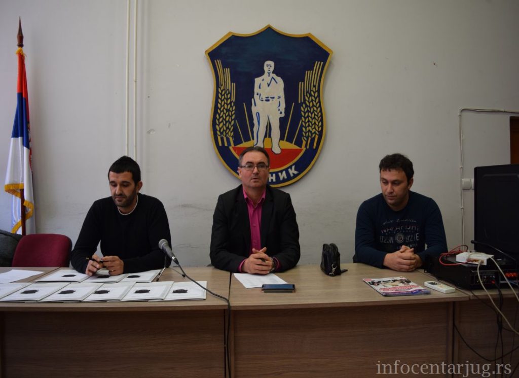 U Bojniku su danas podeljeni ugovori o finansiranju sportskih klubova za 2019. godinu