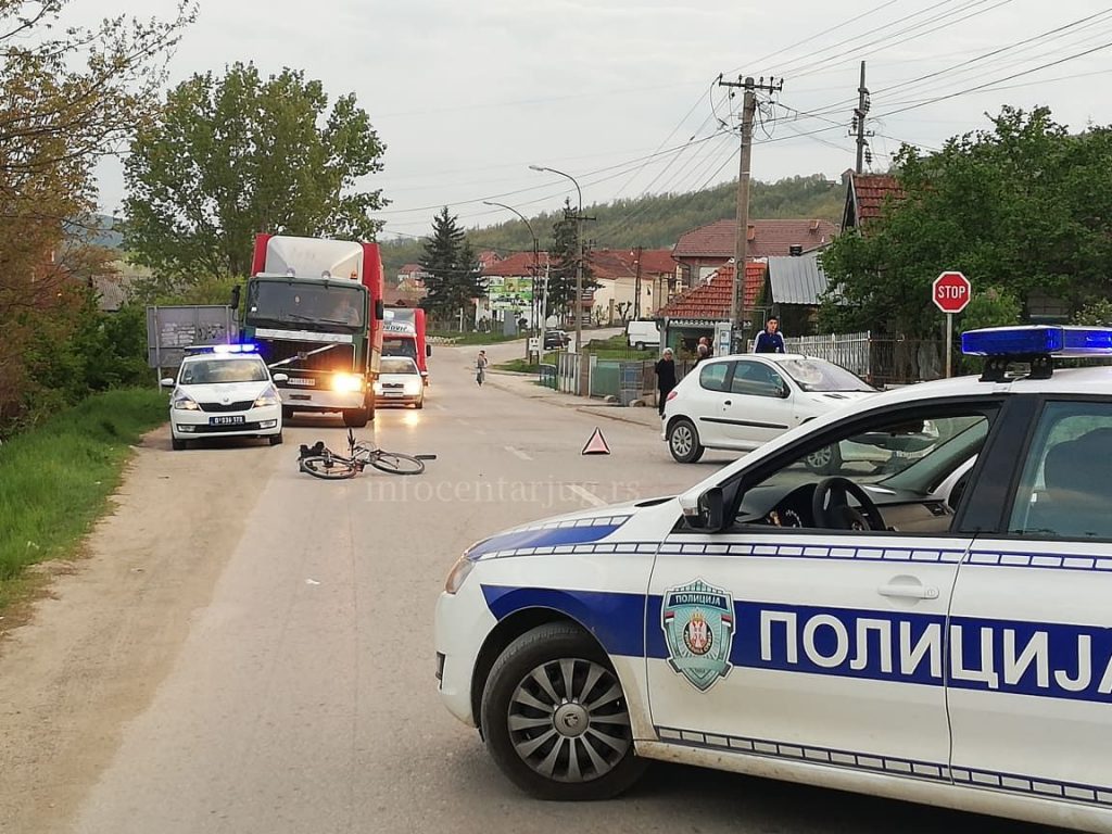 Teška saobraćajna nezgoda u Lebanu: Muškarac u teškom stanju prebačen u Niš