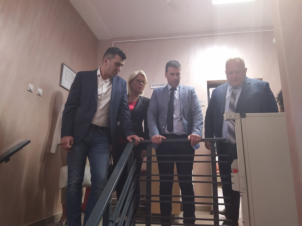 Ministar za rad, zapošljavanje i boračka i socijalna pitanja posetio Centar za socijalni rad u Leskovcu