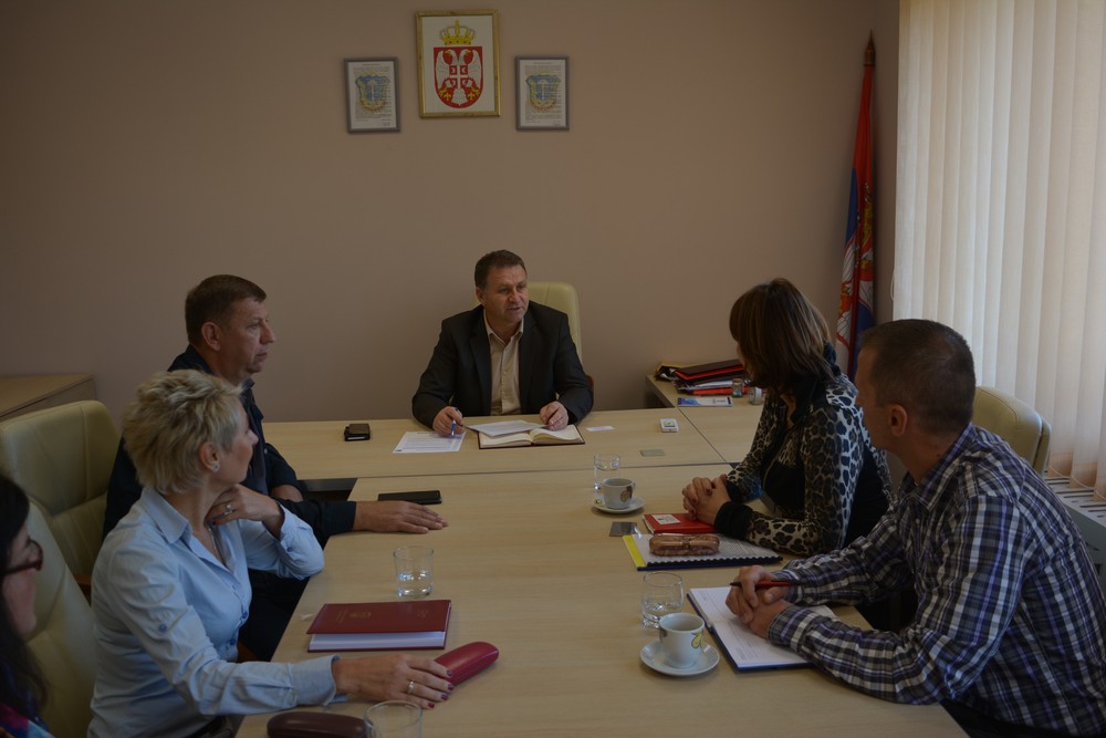 Rukovodstvo lokalne samouprave opštine Medveđa na sastanaku sa Agencijom za zaštitu životne sredine