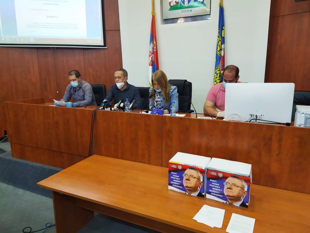 Radikali u Leskovcu dobili rok od 48 sati da isprave nepravilnosti