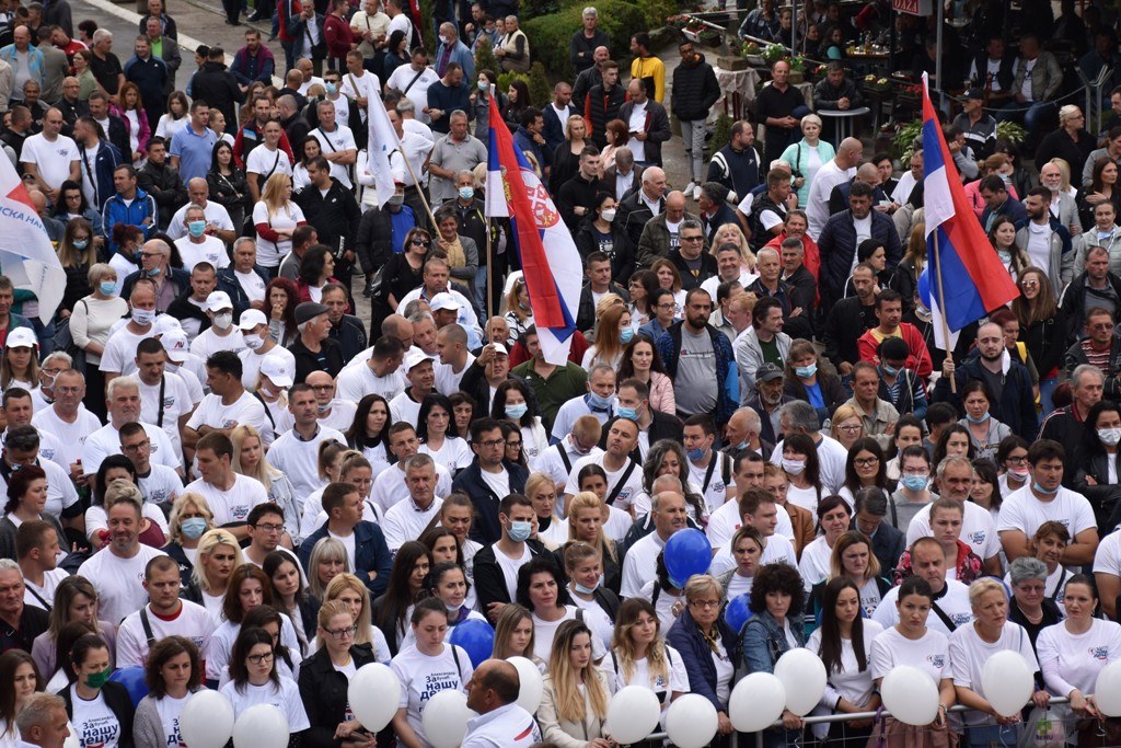 U Grdelici Srpska napredna stranka održala svoju prvu predizbornu tribinu