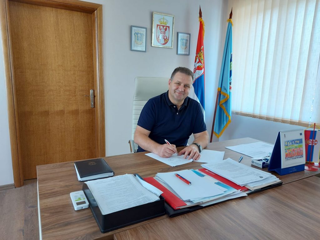 Opština Medveđa potpisala ugovor za novi projekat „Zajedno u sportu“ sa Ministarstvom omladine i sporta