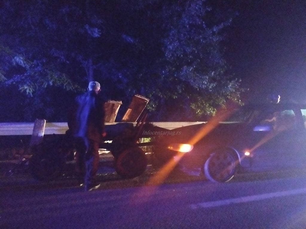 Saobraćajna nezgoda u Bošnjački bagrem, automobil udario u zaprežna kola