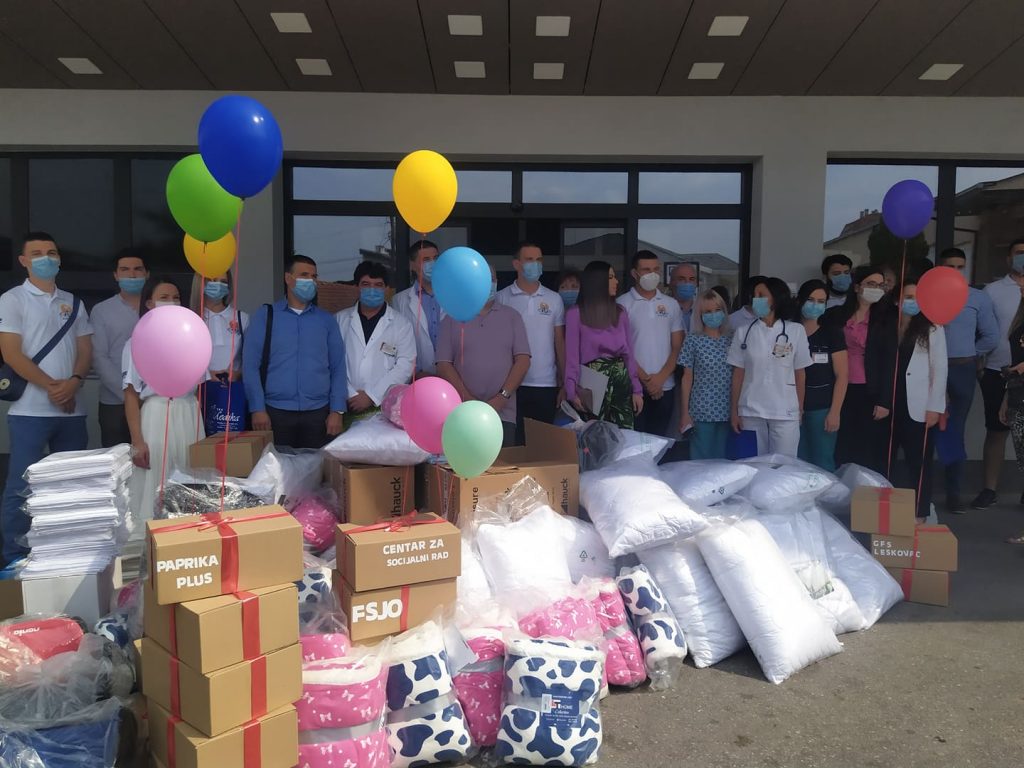 Humanitarna organizacija Hisarski šampioni danas uručila donaciju za Opštu bolnicu i Dom zdravlja Leskovac