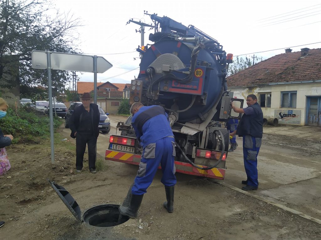 Završavaju se radovi na izgradnji atmosferske kanalizacije u Manojlovcu