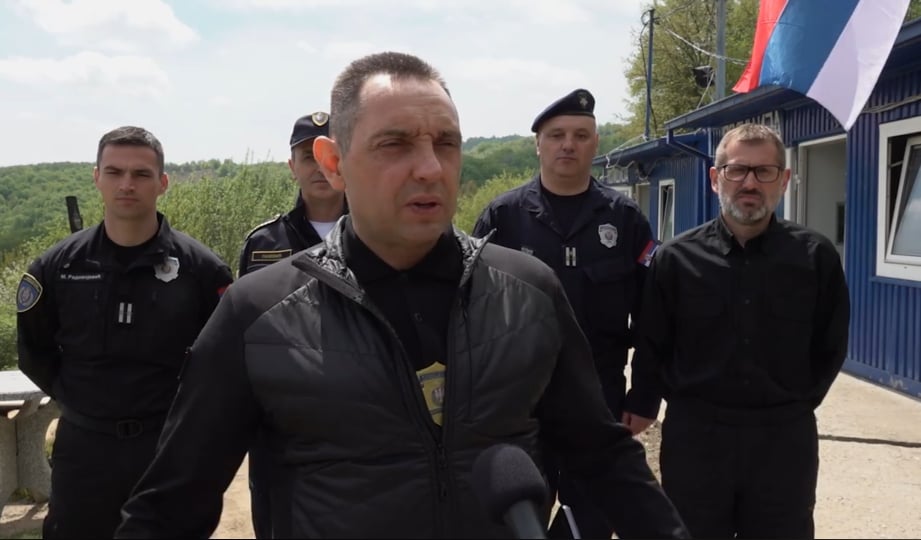 Ministar Vulin, na drugi dan Uskrsa, obišao Kopnenu zonu bezbednosti: „Za policiju nema praznika“ (VIDEO)