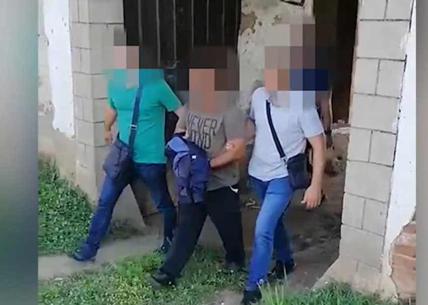 Snimak hapšenja pedofila iz Leskovca, Doljevca, Niša, Vladičinog Hana