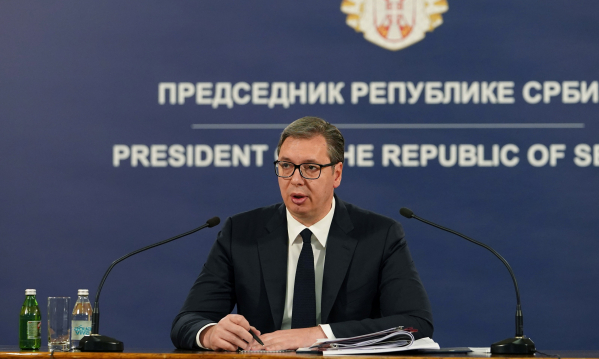 Predsednik Vučić telefonom razgovarao sa Makronom i zamolio ga da uloži dodatni napor kako bi se Priština urazumila