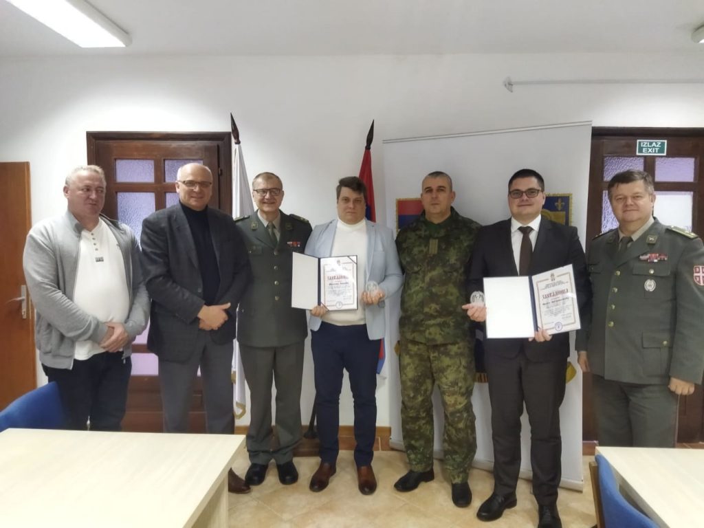 Zahvalnice Ministarstva odbrane za predsednika opštine Lebane i načelnika Jablaničkog upravnog okruga
