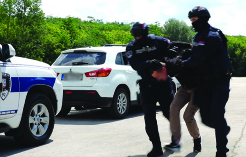 Uhapšeno devet osumnjičenih za nedozvoljen prelaz državne granice i krijumčarenje ljudi