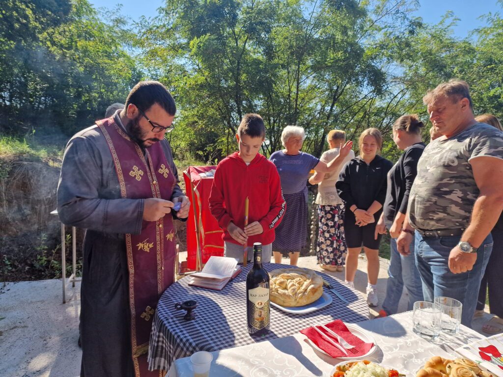 U selu Mijajlica obeležena slava Sveti Pantelejmon