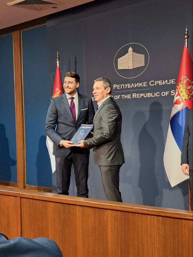 Ministar Đerlek i predsednik Kulić potpisali ugovor o sufinansiranju projekata za regionalni razvoj – Opštini Medveđa dodeljeno više od 15 miliona dinara