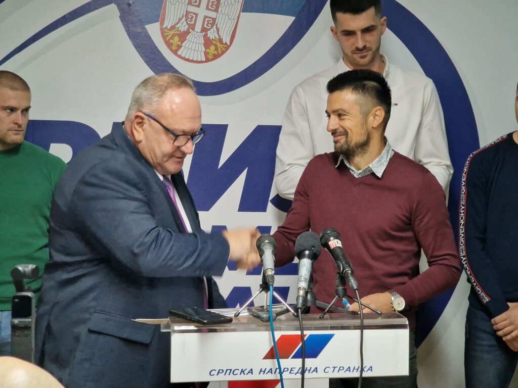 Leskovački sportisti javno potpisali podršku listama Aleksandar Vučić – Srbija ne sme da stane – Leskovac ne sme da stane