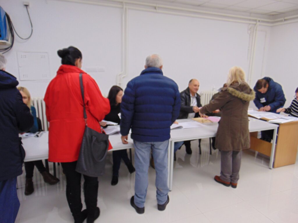 U Lebanu 41,5 odsto birača glasalo do 14 sati