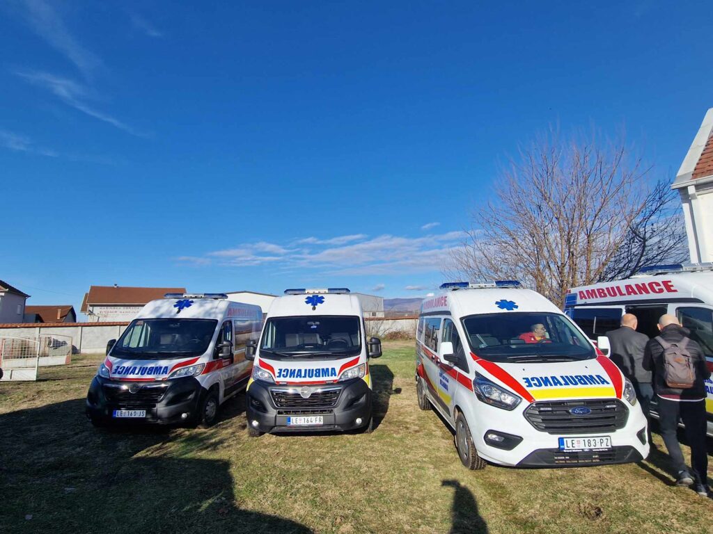 Leskovački Dom zdravlja dobio još dva sanitetska vozila
