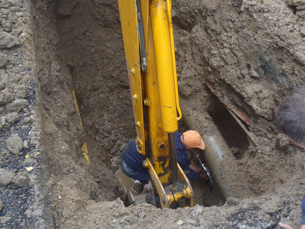 Prekid u vodosnabdevanju, u Ulici Cara Lazara u Leskovcu, do završetka radova