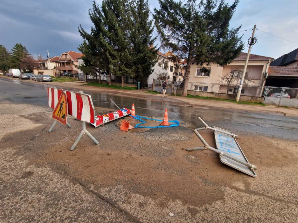 U ponedeljak do 15 časova bez vode deo Leskovca ka Sinkovcu